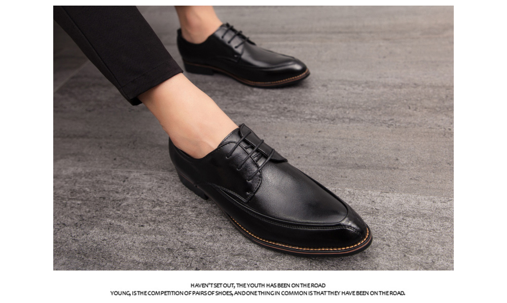 British Style Men's Shoes model show